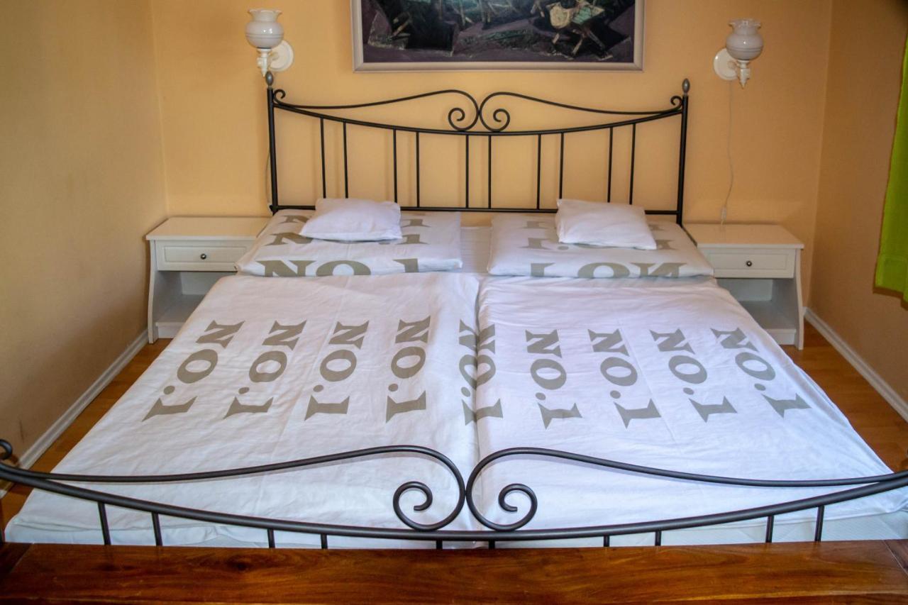 Zsolnay Apartman Siófok Esterno foto